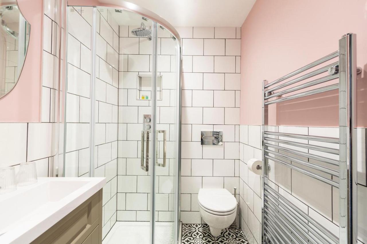 ラドストック The Fromeway Bed & Breakfast エクステリア 写真